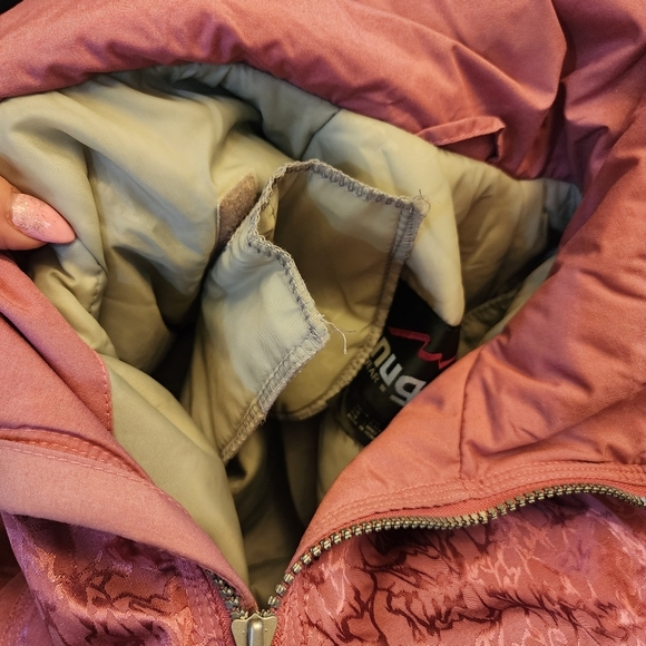 Vintage Snuggler Pink Tess Snowsuit. Women's size 6. - Picture 7 of 16